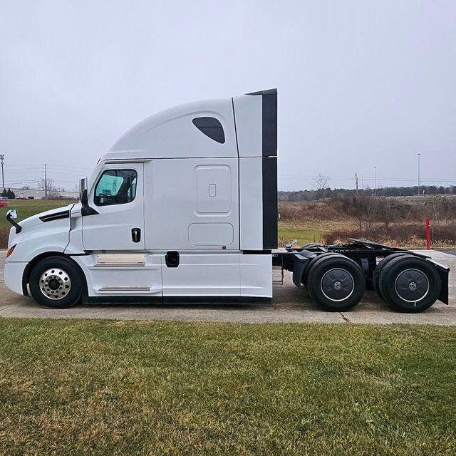 2026 Freightliner Cascadia-4