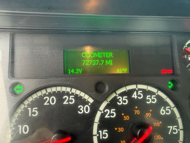 2019 Freightliner CA125DC-4