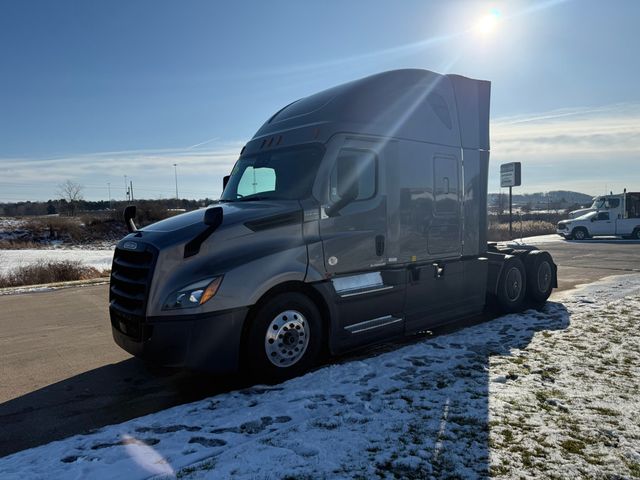 2021 Freightliner Cascadia-2