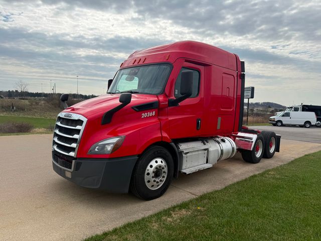 2020 Freightliner Cascadia-2