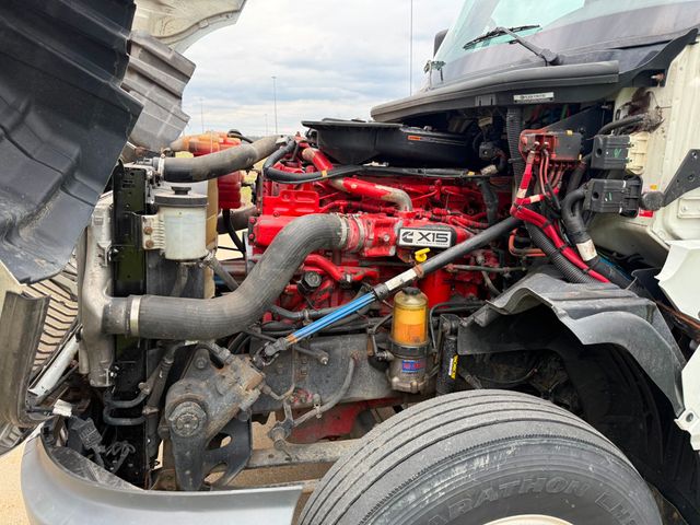 2019 International LT625-10