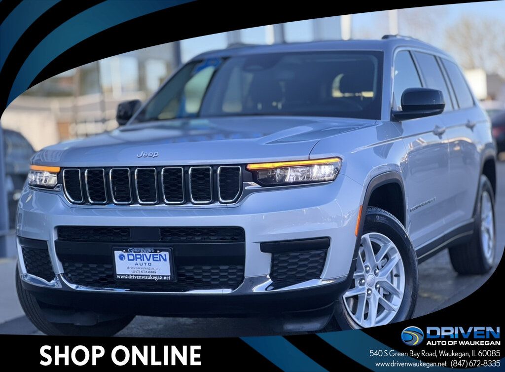 2023 Jeep Grand Cherokee L Laredo / Altitude