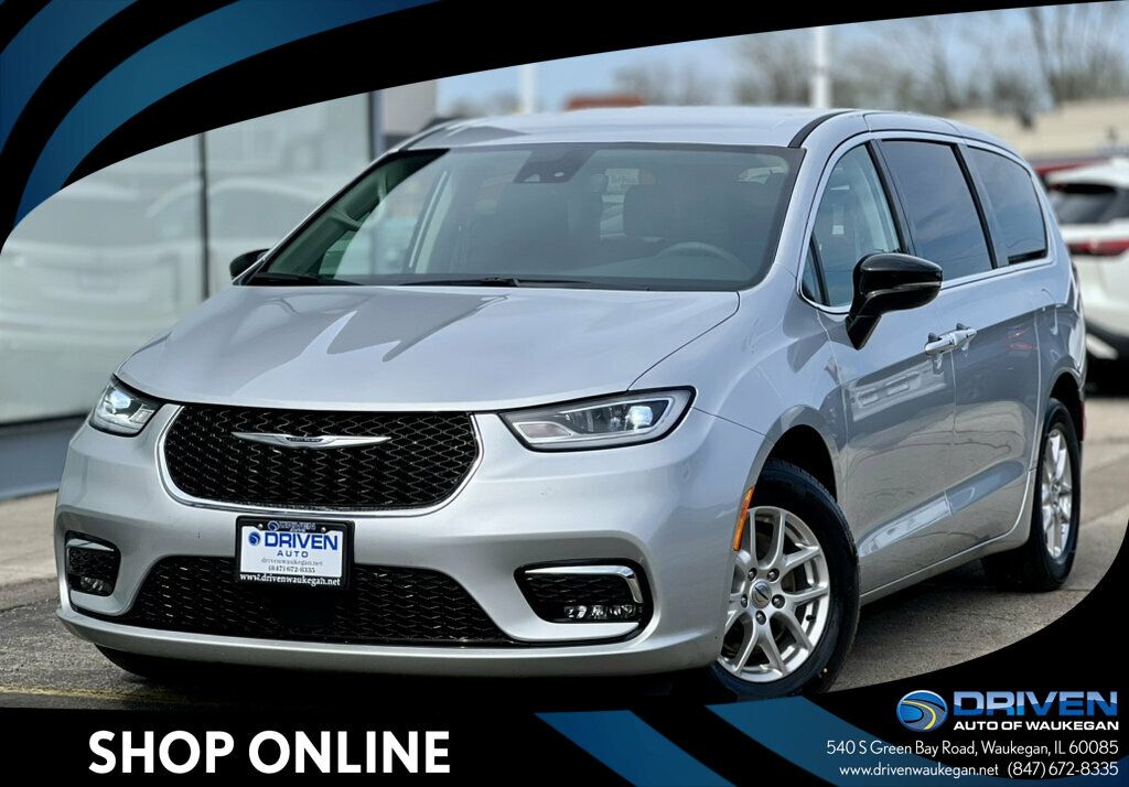 2024 Chrysler Pacifica Touring L