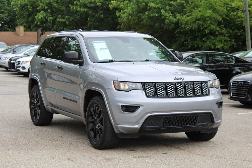 Billet Silver Metallic Clearcoat 2017 Jeep Grand Cherokee SUV / Crossover 4X2 8-Speed Automatic