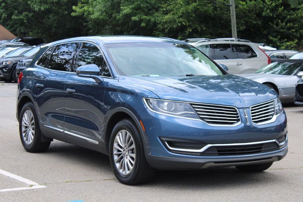 Blue Diamond Metallic 2018 Lincoln MKX SUV / Crossover Front-Wheel Drive 6-Speed Automatic