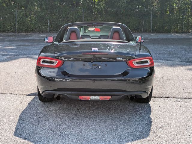 2017 FIAT 124 Spider Classica Convertible - 4