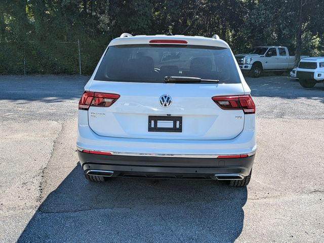 2018 Volkswagen Tiguan 2.0T SEL Premium FWD - 4