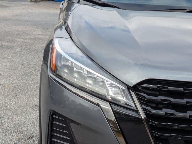 2024 Nissan Kicks SR FWD Boulder Gray Pearl at Robbins Nissan