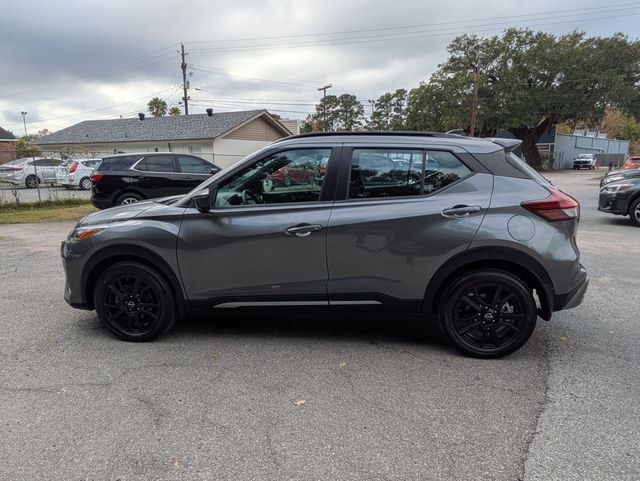 2024 Nissan Kicks SR FWD Boulder Gray Pearl at Robbins Nissan