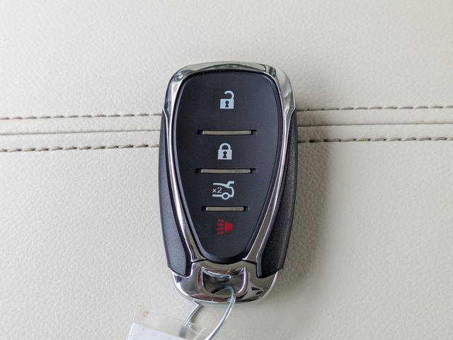 2020 Chevrolet Malibu 4dr Sedan LT Northsky Blue Metallic at Brad Windhams Used Cars