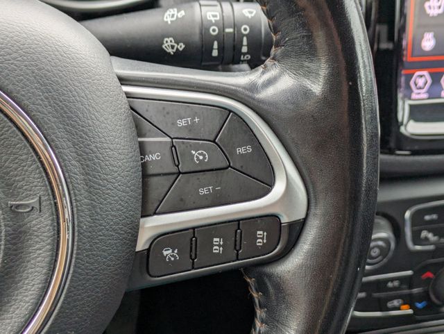 2021 Jeep Compass Limited FWD White Clearcoat at Brad Windhams Used Cars