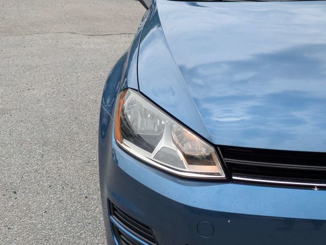 2016 Volkswagen Golf SportWagen - 9