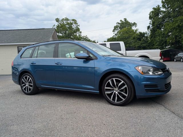 2016 Volkswagen Golf SportWagen - 1