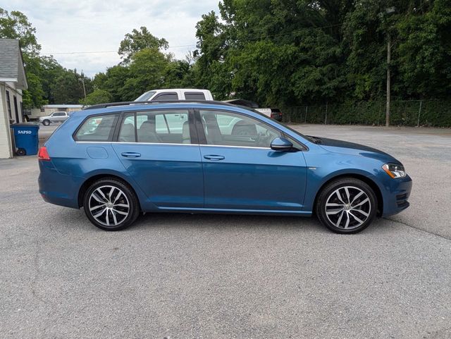 2016 Volkswagen Golf SportWagen - 2