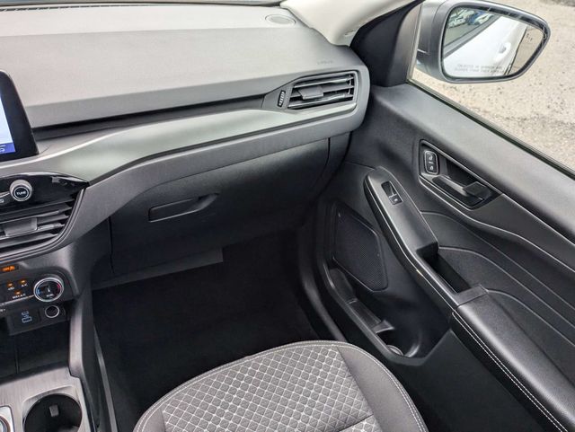 2023 Ford Escape Active FWD Oxford White at Burns GMC