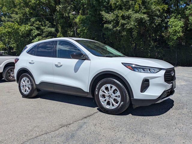2023 Ford Escape Active AWD Oxford White at Burns GMC