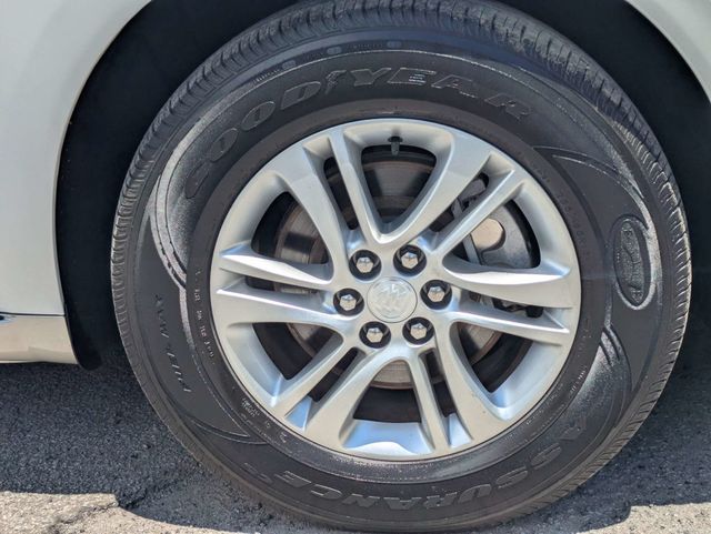 2018 Buick Enclave AWD 4dr Essence Summit White at Autoxpress of Beaufort
