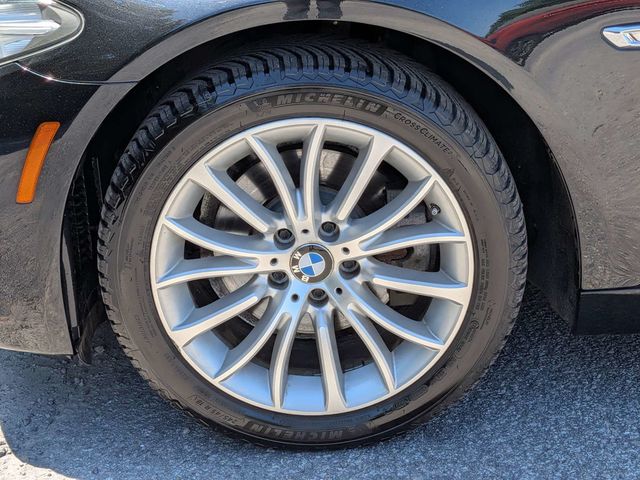 2014 BMW 5 Series 528i xDrive Black Sapphire Metallic at Right Choice Automotive