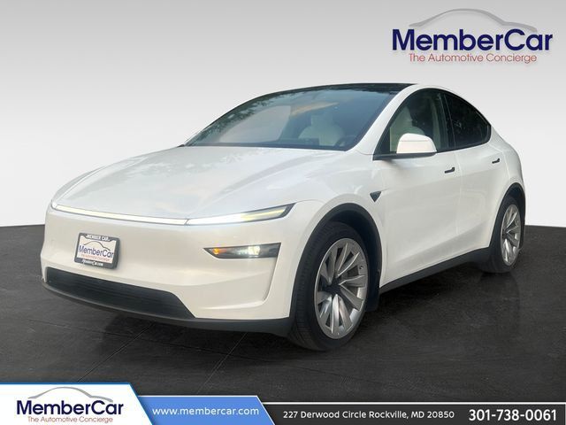 Pearl White Multi-Coat 2026 Tesla Model Y SUV / Crossover All-Wheel Drive 1-Speed Automatic