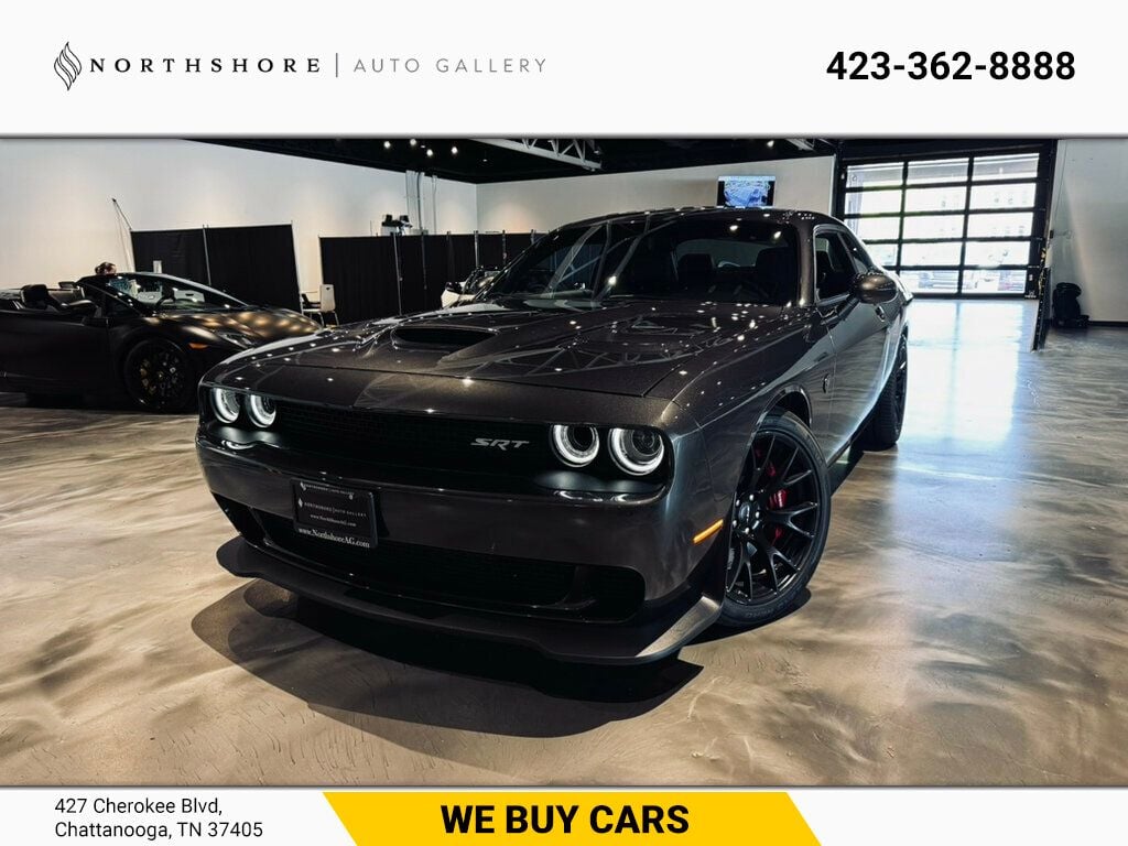 Gray (Granite Pearlcoat) 2016 Dodge Challenger Coupe Rear-Wheel Drive 6-Speed Manual
