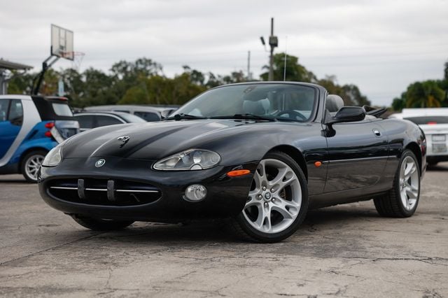 2003 Jaguar XK-Series XK8 Convertible RWD