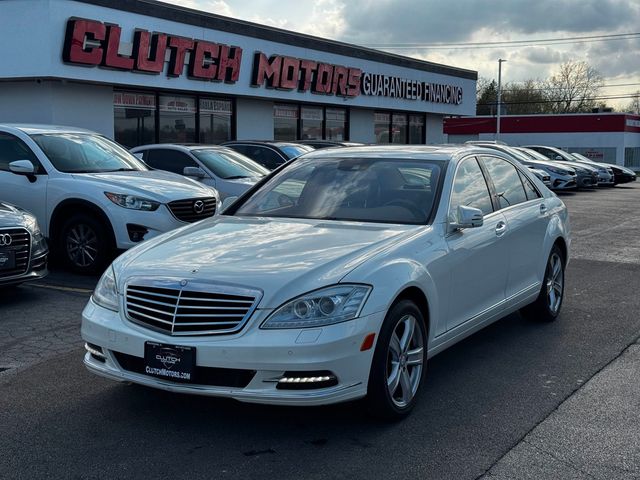 2011 Mercedes-Benz S-Class S550 4MATIC's photo