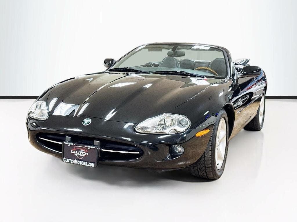 2000 Jaguar XK-Series XK8 Convertible RWD