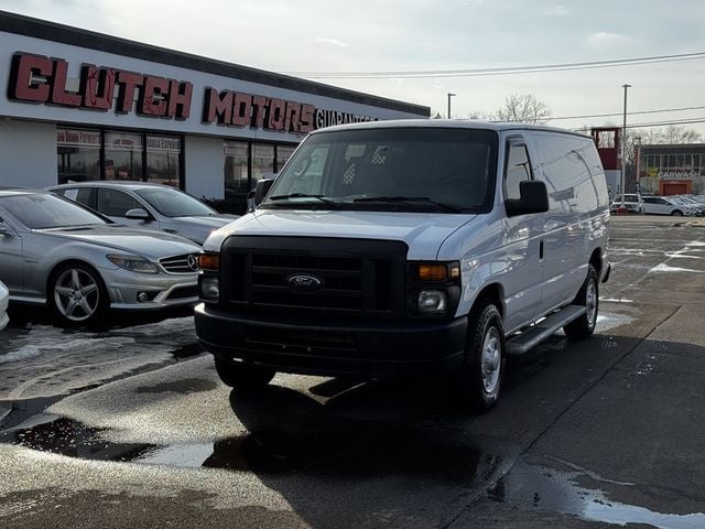 2008 Ford E-Series E-250 Van's photo