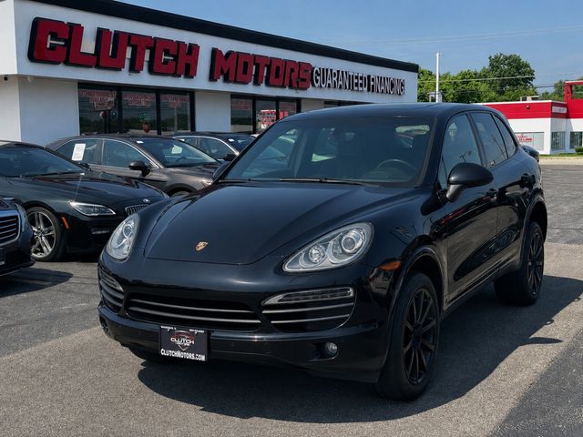 2013 Porsche Cayenne S's photo