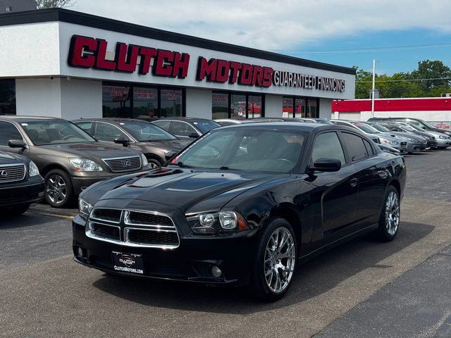 2014 Dodge Charger SE's photo