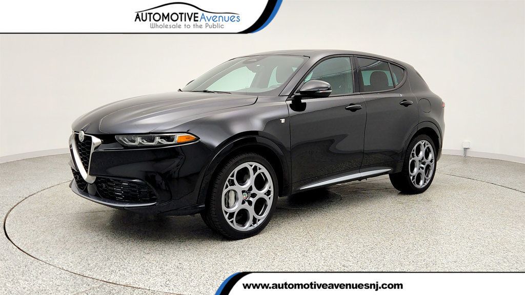 Alfa Black 2024 Alfa Romeo Tonale Ti AWD SUV / Crossover All-Wheel Drive 8-Speed Automatic