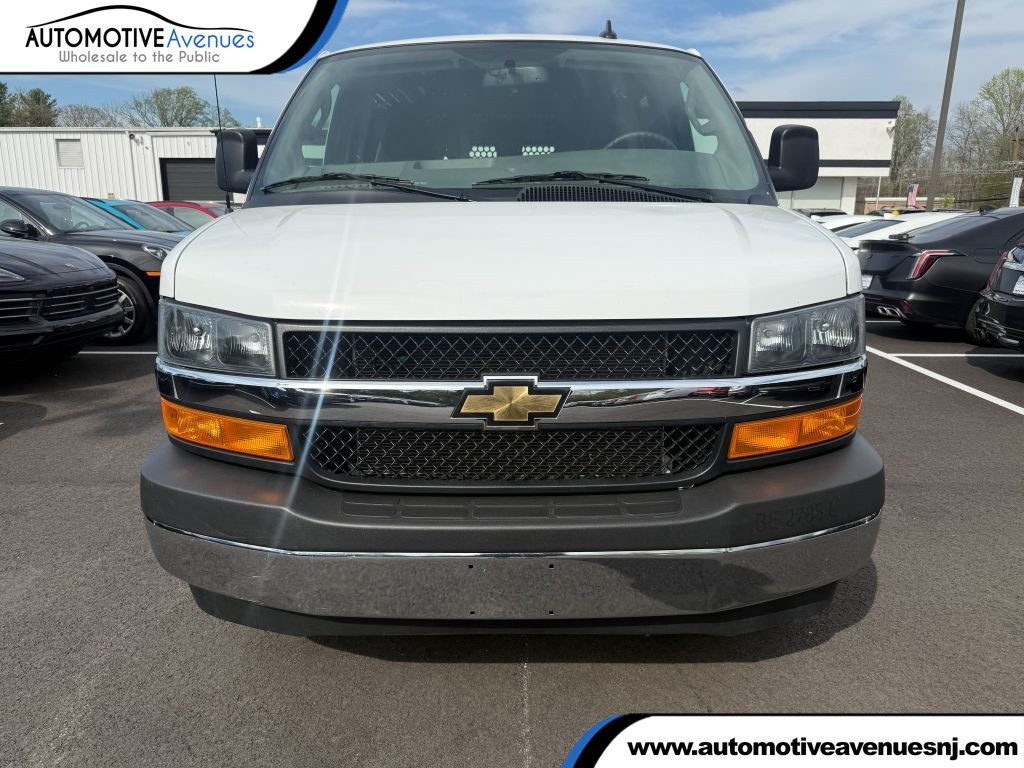 Summit White 2024 Chevrolet Express Cargo 2500 RWD Van Rear-Wheel Drive 8-Speed Automatic