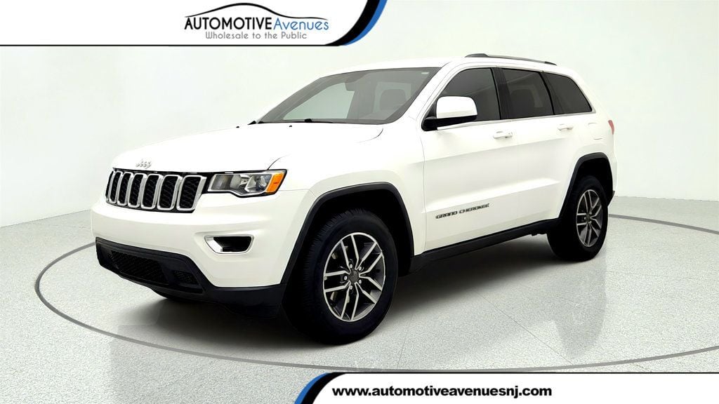 Bright White Clearcoat 2019 Jeep Grand Cherokee SUV / Crossover Four-Wheel Drive 8-Speed Automatic
