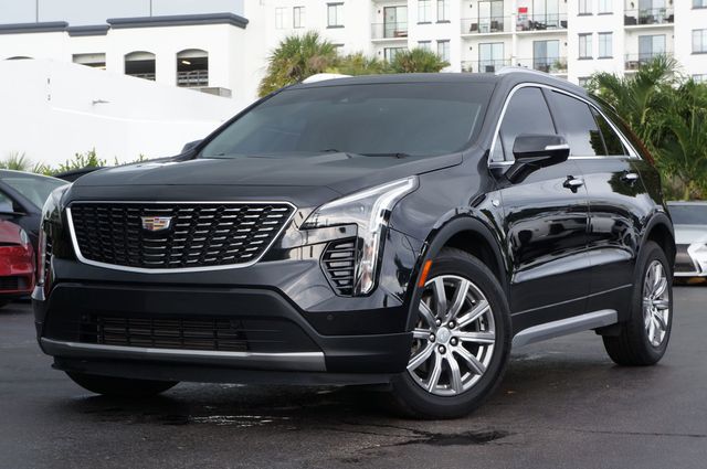 Black 2021 Cadillac XT4 SUV / Crossover Four-Wheel Drive 9-Speed Automatic