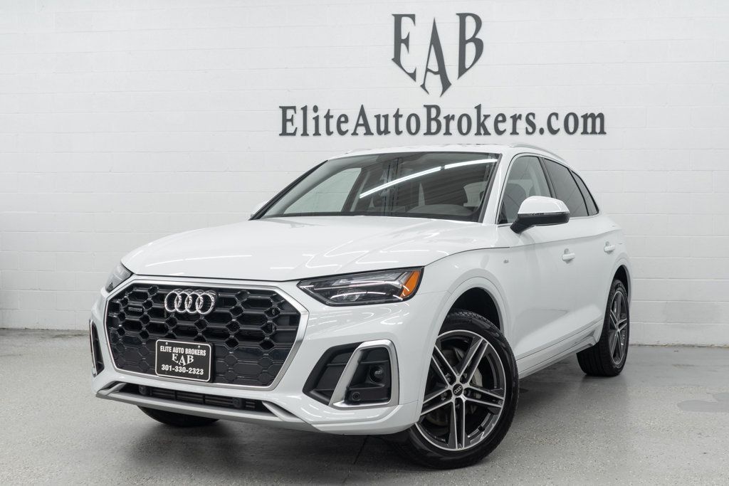 2025 Audi Q5 Hybrid Plug-in e quattro Premium S Line  55 TFSI AWD
