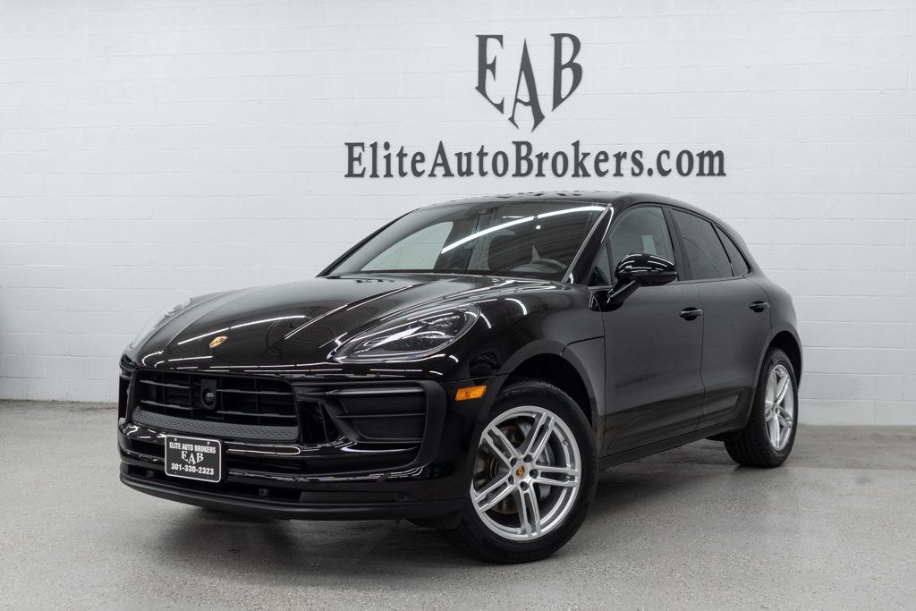 2024 Porsche Macan Base