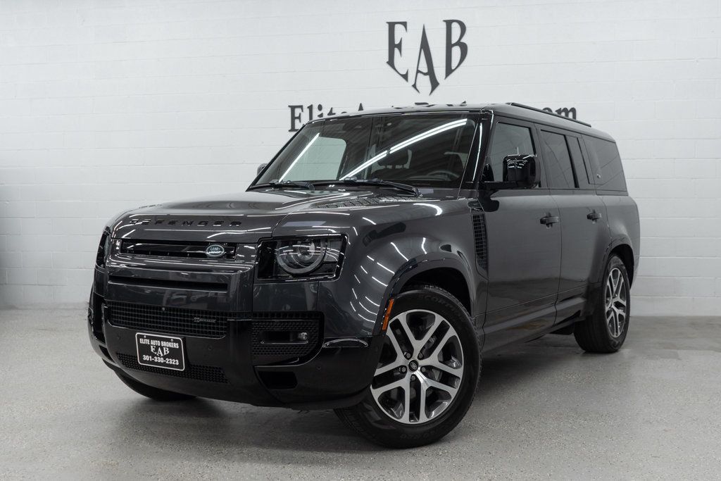 2023 Land Rover Defender 130 X-Dynamic SE AWD