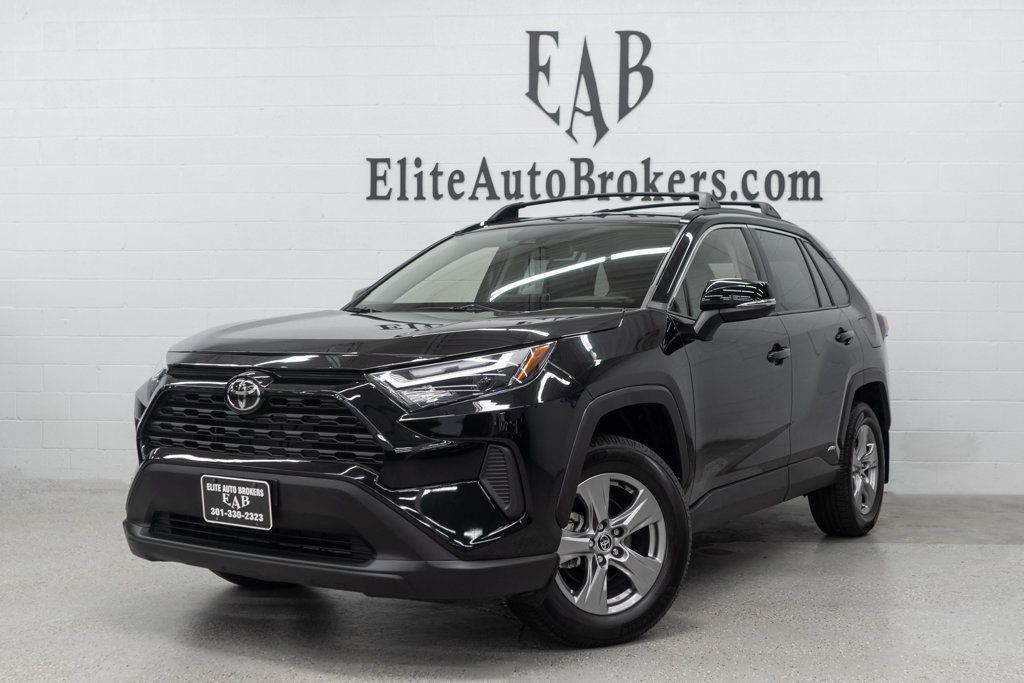 2025 Toyota RAV4 Hybrid XLE AWD