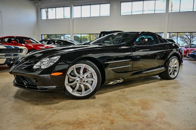 Mercedes-Benz SLR McLaren Base