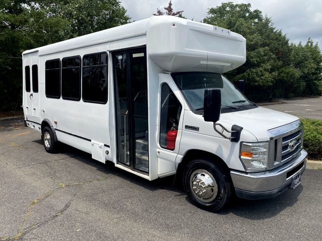2015 Ford E450 Wheelchair Shuttle Bus For Sale