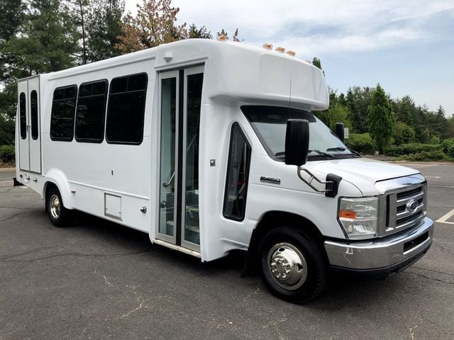 2019 Ford E-450 Non-CDL Wheelchair Shuttle Bus For Sale