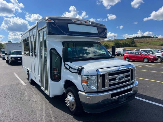 2022 Ford E-350 Non-CDL Luxury Wheelchair Shuttle For Sale