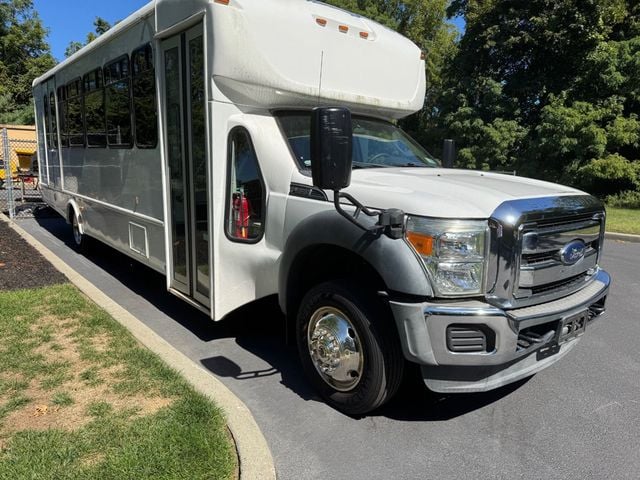 2015 Ford F-550 24 Passenger Wheelchair Shuttle Bus