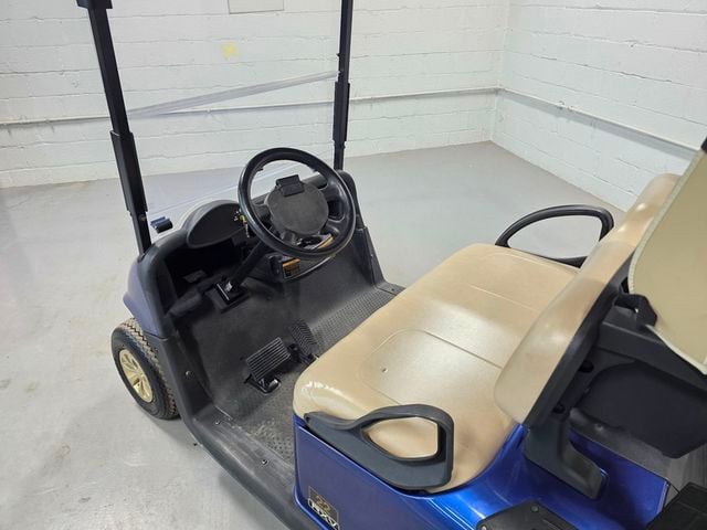 2020 E-Z-GO Freedom RXV Electric — photo 10