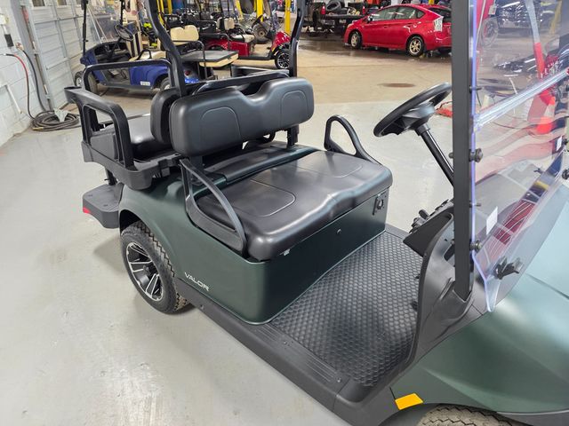 2026 E-Z-GO RXV 4 Valor S+ 48V — photo 24