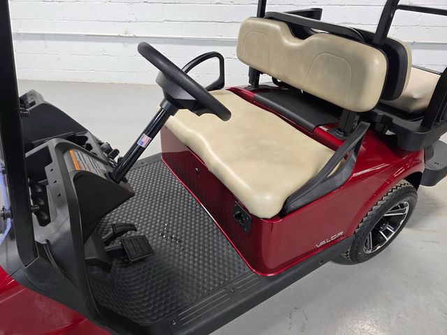 2026 E-Z-GO RXV 4 Valor S+ 48V — photo 13