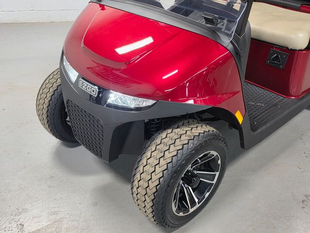2026 E-Z-GO RXV 4 Valor S+ 48V — photo 18