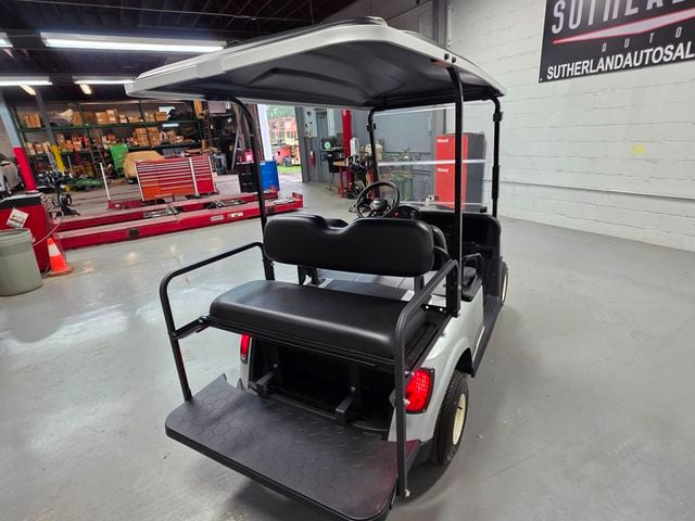 2020 E-Z-GO Freedom RXV Elite — photo 6
