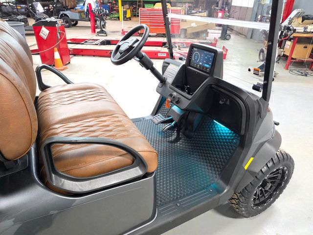 2026 E-Z-GO RXV 4 Summit XT Elite Lithium — photo 26