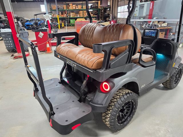 2026 E-Z-GO RXV 4 Summit XT Elite Lithium — photo 35
